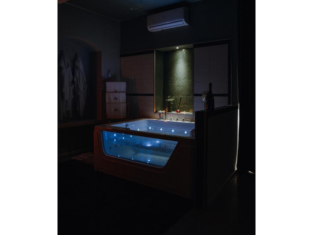 Le Coccole Luxury Suite Sannicandro di Bari Exteriör bild